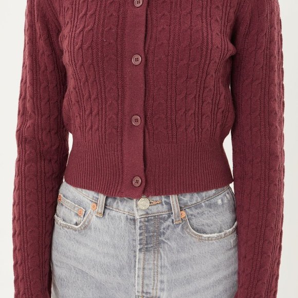 Womens Cherry Stone Outware Buttoned Cable Knit Cardigan Long Sleeve Sweater NWT - Picture 3 of 3